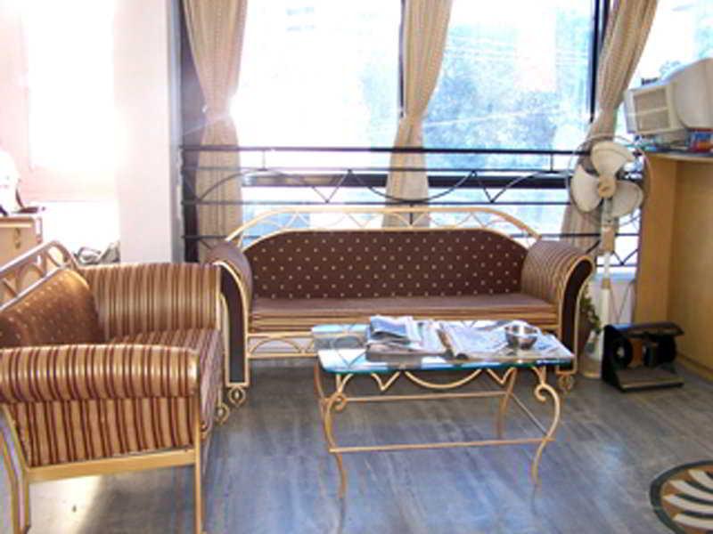 Jal Sagar Hotel Vadodara Exterior photo